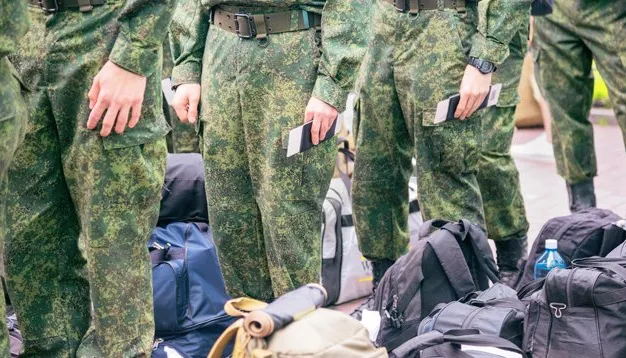 Облави на підприємствах і на вулицях: в ОРДЛО – нова хвиля примусової мобілізації