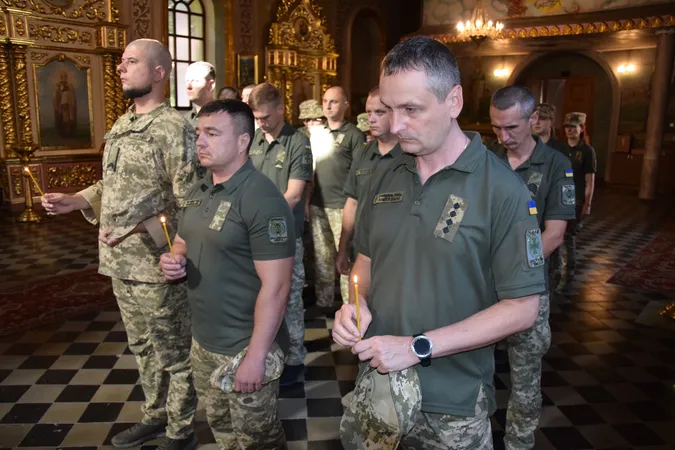 У Луцьку родини загиблих прикордонників отримали відзнаки захисників (фото)