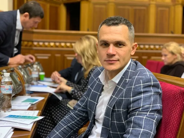 Хто очолить п’ять областей України: короткі біографії