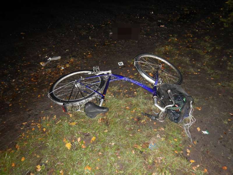 Не «світився»:  61-річний волинянин на велосипеді потрапив під колеса авто (фото)