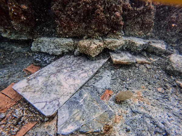 Поблизу Неаполя на дні моря знайшли неймовірну мозаїку часів Римської імперії