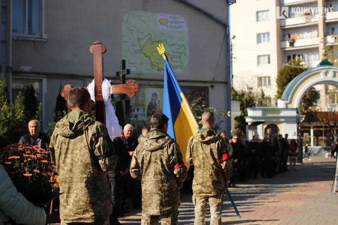 Був у всьому попереду: Луцьк попрощався із Мартензом (фото, відео)