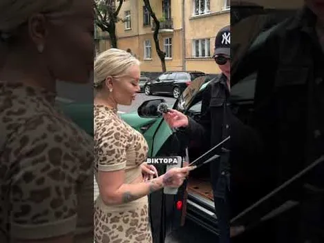 У Львові луцька бізнесвумен Юліанна Дружиніна посадила за кермо «ламборгіні» незнайомця (відео)