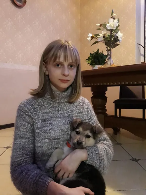 Прихистили цуценят, яких біля Луцька нелюди залишили у ямі