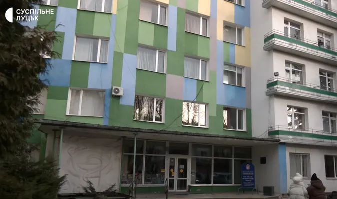 У Луцьку в дитячій поліклініці закрили стоматкабінети: де тепер лікувати зуби (відео)
