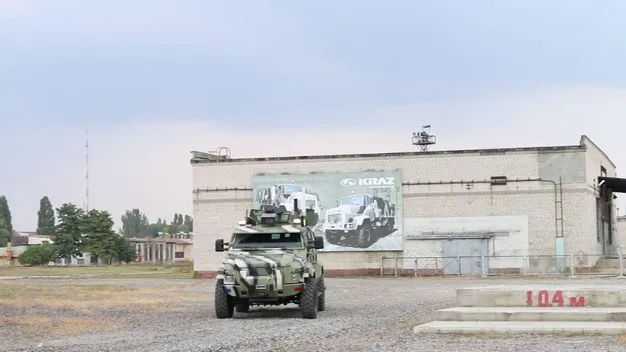 В Україні створили перший безпілотний броньовик (фото) 