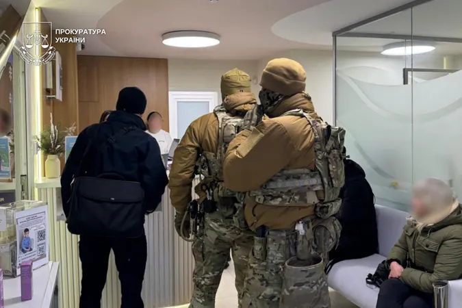 Після наркозу у стоматолога 12-річна дівчинка впала в кому та померла: подробиці трагедії в Ужгороді