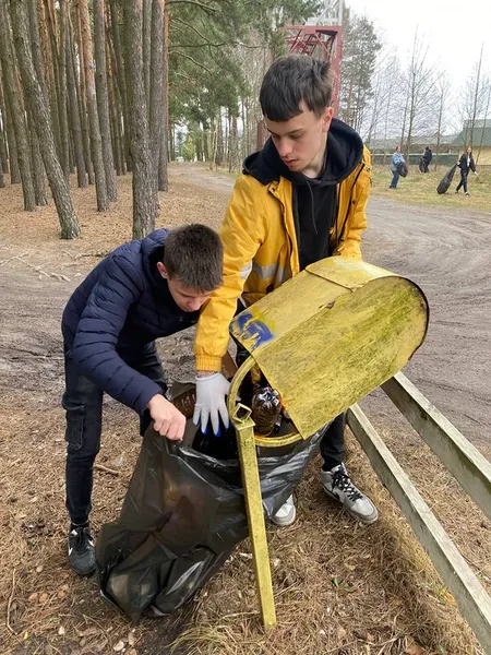 Нацпарк на Волині потерпав від бруду (фото)