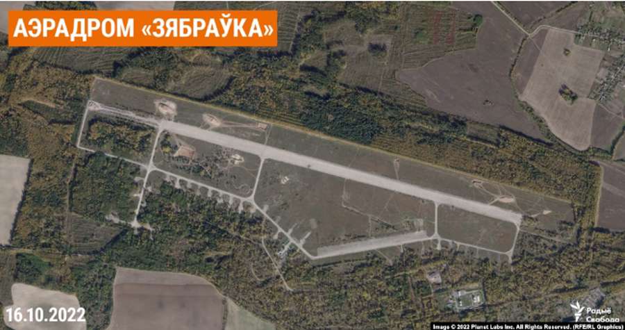 На військовому аеродромі «Зябрівка» в Білорусі побільшало російської техніки (фото, відео)