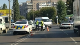 На Конякіна у Луцьку сталася аварія: рух ускладнений (фото)