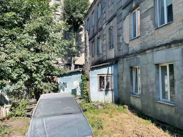 У Луцьку продають приміщення «мертвого магазину» за пів мільйона