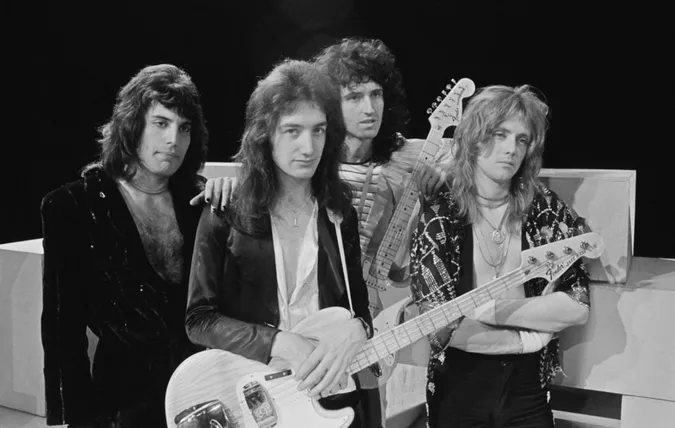 Гурт Queen уперше представив свій раніше невідомий трек