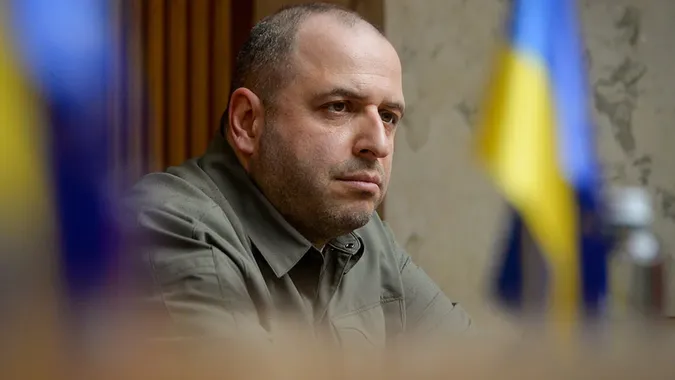 В РНБО спростували чутки, що Умєров не повернеться в Україну