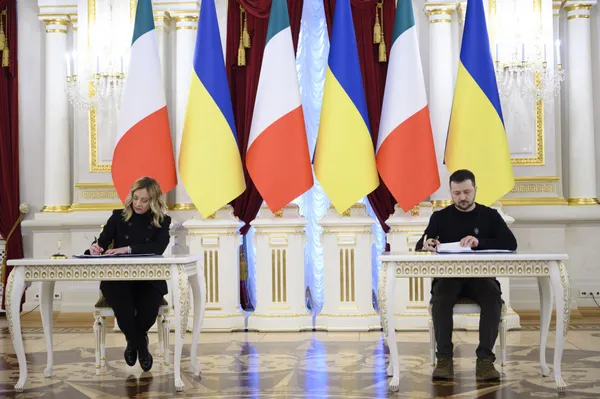 Україна підписала безпекові угоди з Італією і Канадою (фото)