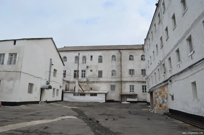 Працівника Луцького СІЗО судитимуть за наркотики