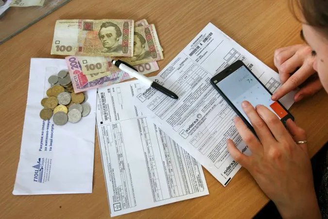 Якщо лучани вчасно не заплатять за воду, у них заберуть субсидії