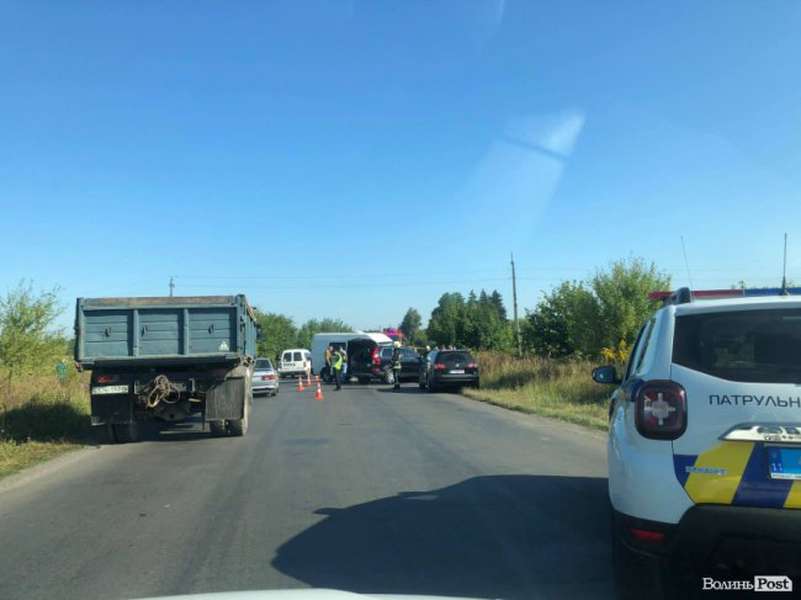 Аварія у Луцьку: постраждали четверо людей (фото)