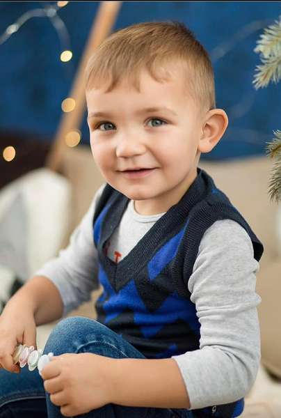 У трирічного хлопчика з Луцька рак нирок V стадії: терміново потрібна допомога