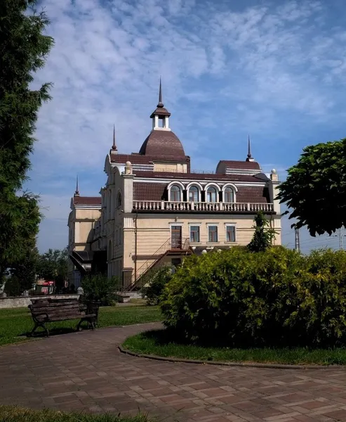 20+ несподіваних ракурсів Луцька на світлинах фотографа