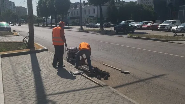 Коли відновлять рух транспорту на проспекті Волі (відео)