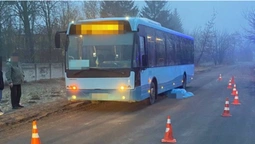 У Луцьку під колесами автобуса загинула жінка (фото, відео)