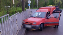 У Луцьку «здали» п'яного водія, який мало не вчинив ДТП (фото)