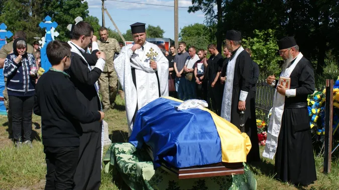 Назавжди 29: на Волині попрощалися з Героєм Анатолієм Радчуком (фото)