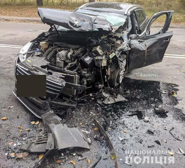 Маршрутка «Луцьк-Зарічне» зіткнулася з Peugeot: серед постраждалих дитина