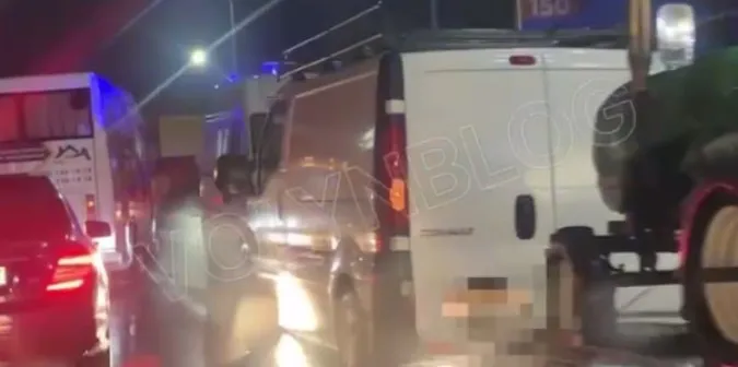 На Волині бус збив жінку на пішохідному переході (відео)