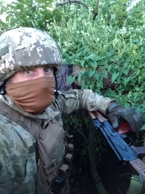 Попри поранення, прикрив побратимів: прикордонника з Волині нагородили орденом «За мужність» (фото)