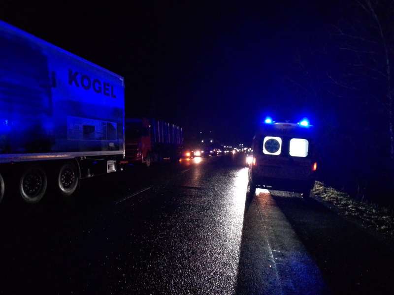 Моторошна аварія на Ковельщині: зіткнулися вантажівки – водії загинули (фото)