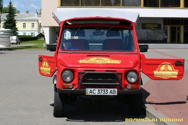 Скільки коштуватиме  покататись на туристичній «Волинянці»