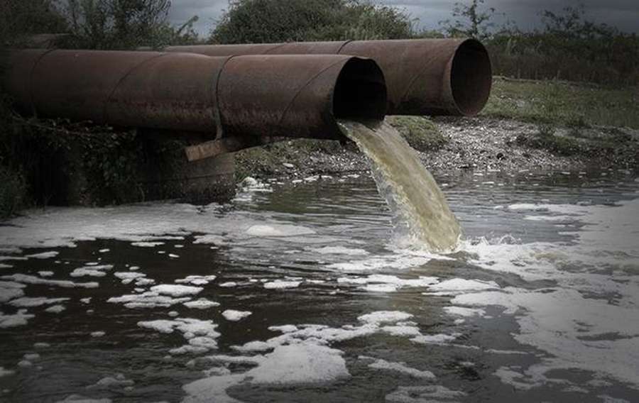 Назвали підприємства, які забруднюють річки на Волині