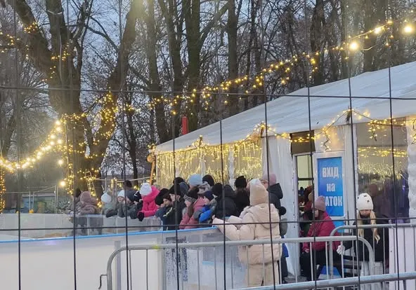 У Ковелі відкрили ковзанку (фото)