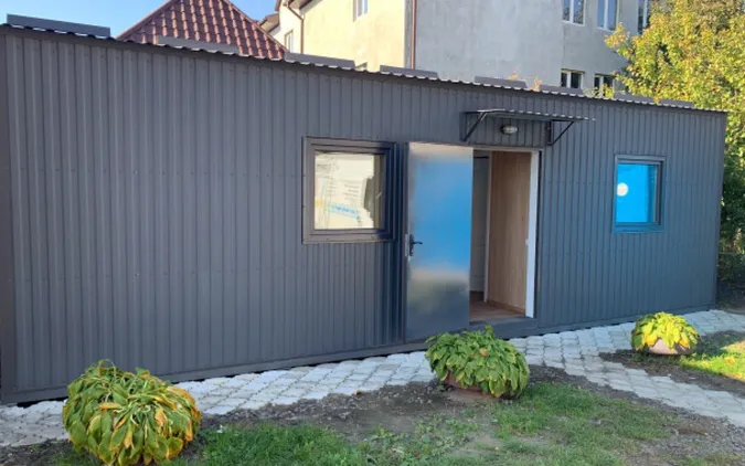 У Луцьку знову запрацював пункт обігріву для безхатченків