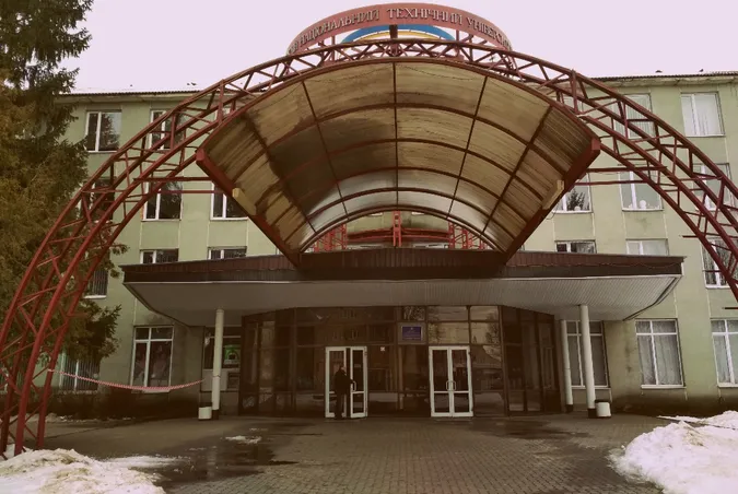 Луцький НТУ продовжуватиме економити теплоносії (документ)
