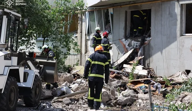 Житло понад тисячі лучан пошкодило вибухами 6 червня