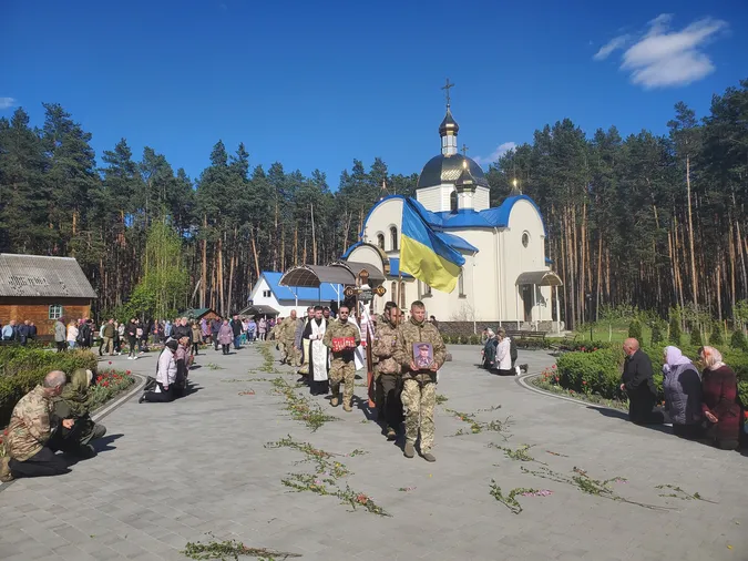 Помер у день народження: на Волині попрощалися із Володимиром Лисковцем (фото)
