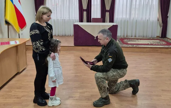 Родині загиблого молодого волинянина вручили орден «За мужність»