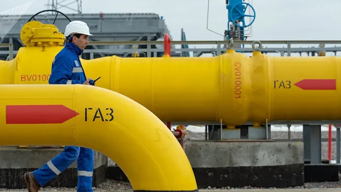 Польща достроково розриває газовий контракт з росією
