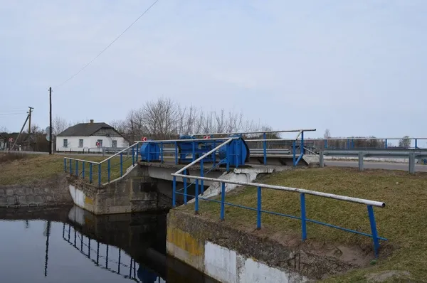 Сніг не врятував: у річках Волині – низький рівень води (фото)