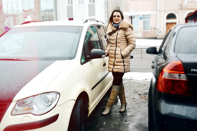 Жінки більш обачні на дорозі, – луцька таксистка Людмила (інтерв’ю)