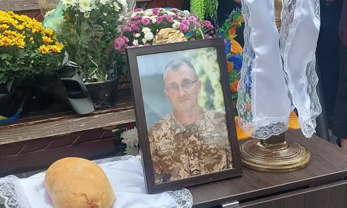 Отримав поранення, несумісні з життям: на Волині попрощалися з воїном Юрієм Атласом (фото)