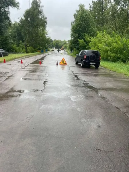 У Володимирському районі негода пошкодила міст (фото)