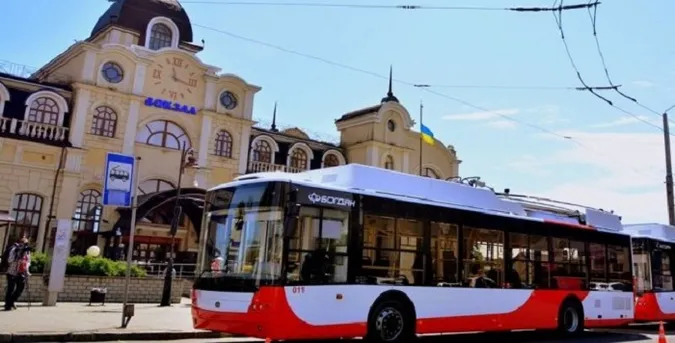 У Луцьку скоротили маршрут двох тролейбусів