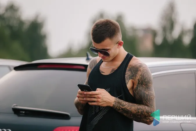 Драйв та адреналін: під Луцьком змагалися спортивні авто (фото)