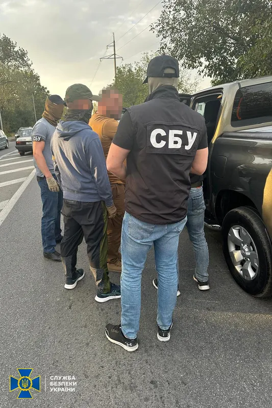 На Прикарпатті посадовці ТЦК «погоріли» на хабарях від ухилянтів (фото)