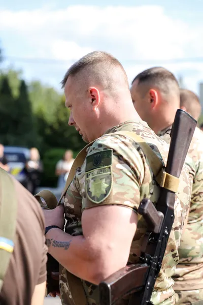 Поліцейські-добровольці з Волині вирушили у зону бойових дій (фото)