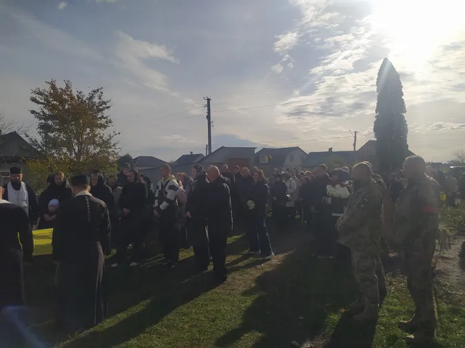 Вважався зиклим безвісти: на Волині попрощались з Героєм Андрієм Босюком (фото)