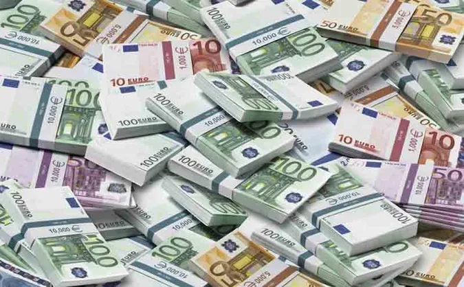 На зарплати вчителям: Україна отримає від Італії €200 мільйонів безвідсоткового кредиту